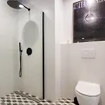 Neartopl Deluxe Vermelo Parking Краков